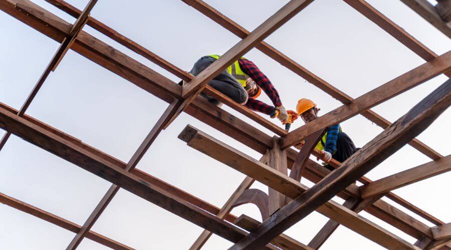 Expert Emergency Roof Repairs services in Christiansburg, OH